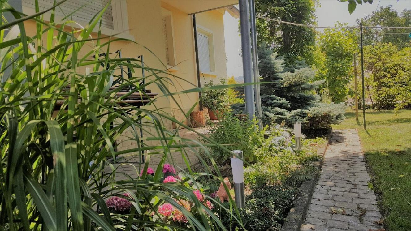Ferienwohnung Miezerle Steisslingen Exterior photo
